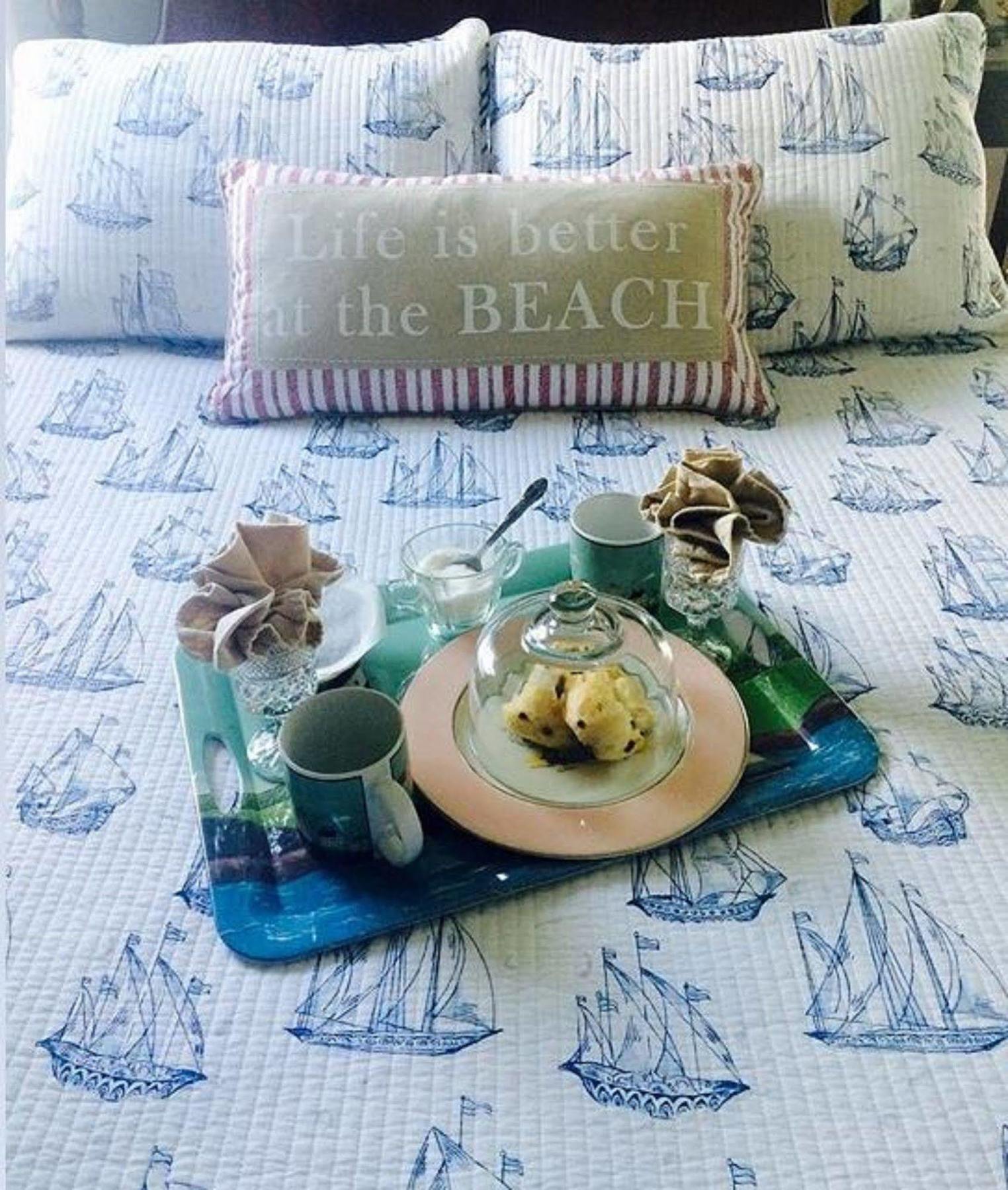 The Bella Ella Bed And Breakfast Канандейгуа Экстерьер фото
